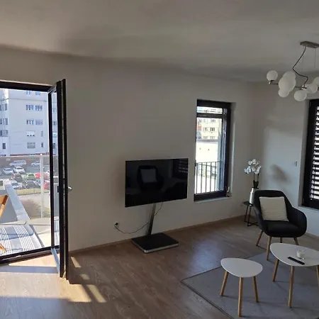 Haas Tower, 2 Bedrooms, Balcony And Parking شقة