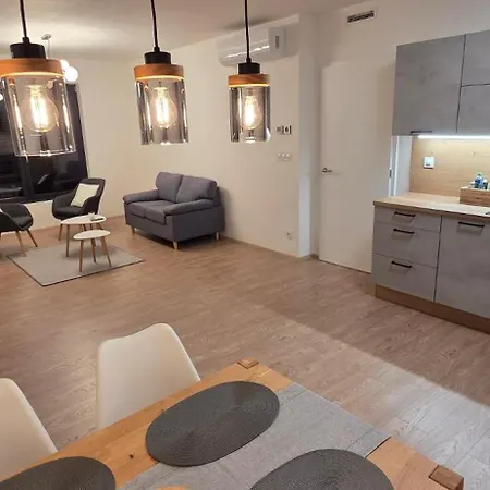 Haas Tower, 2 Bedrooms, Balcony And Parking Апартаменты