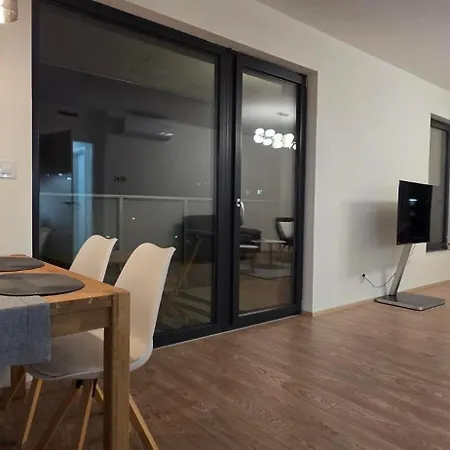 Haas Tower, 2 Bedrooms, Balcony And Parking شقة